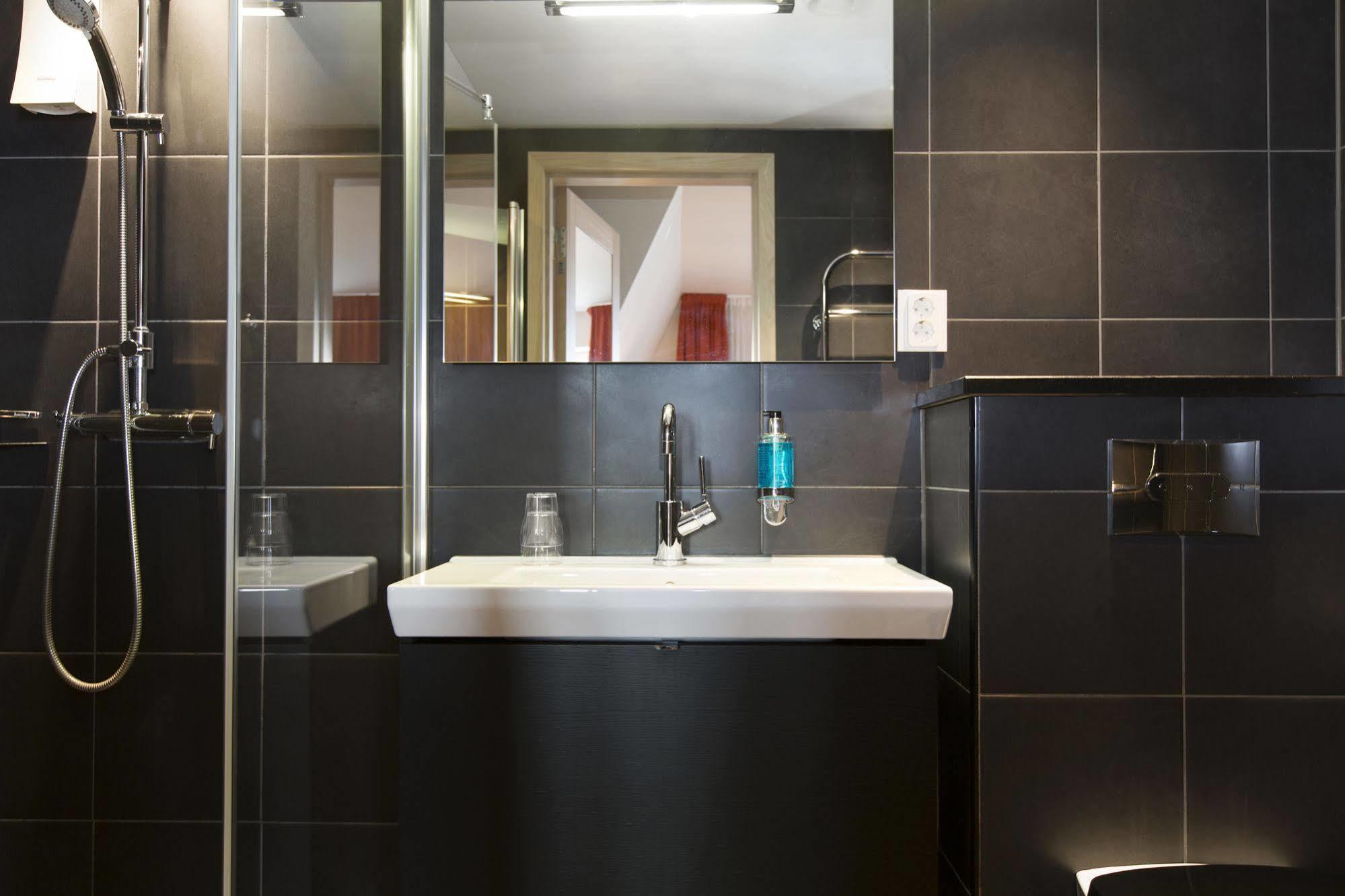 Tott Hotell Оре Экстерьер фото