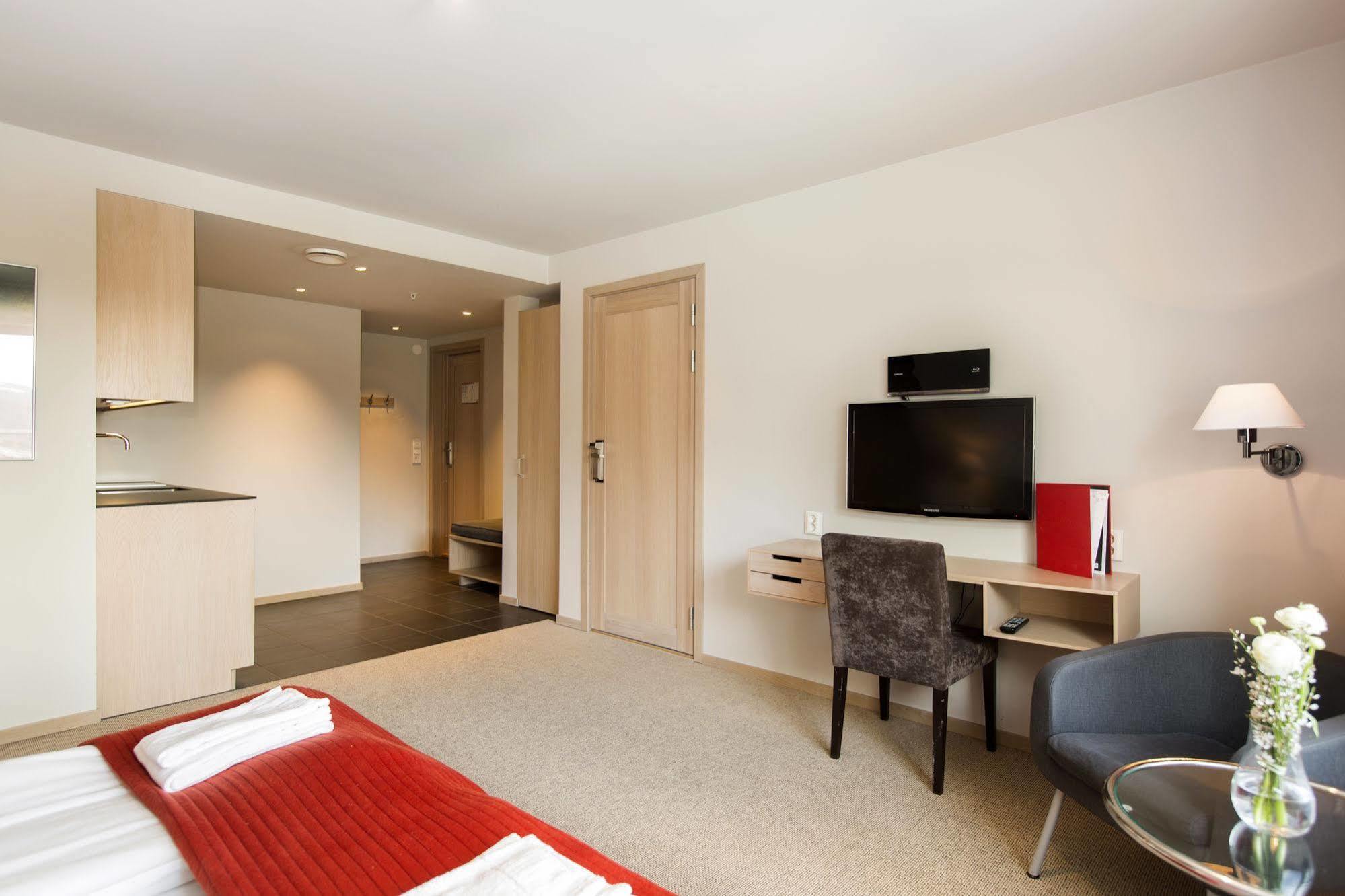 Tott Hotell Оре Экстерьер фото