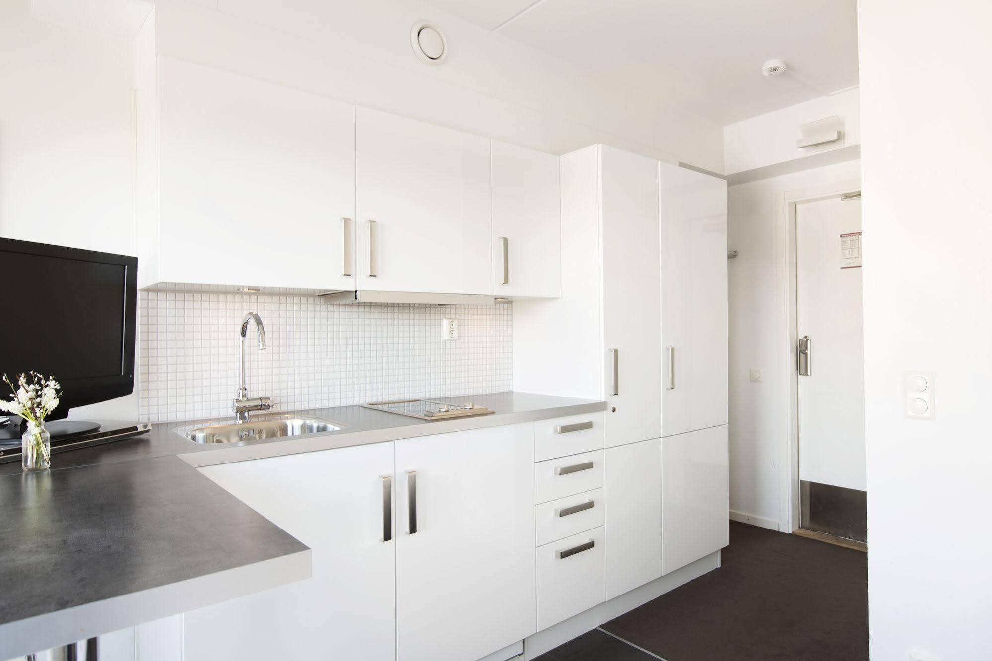 Tott Hotell Оре Экстерьер фото